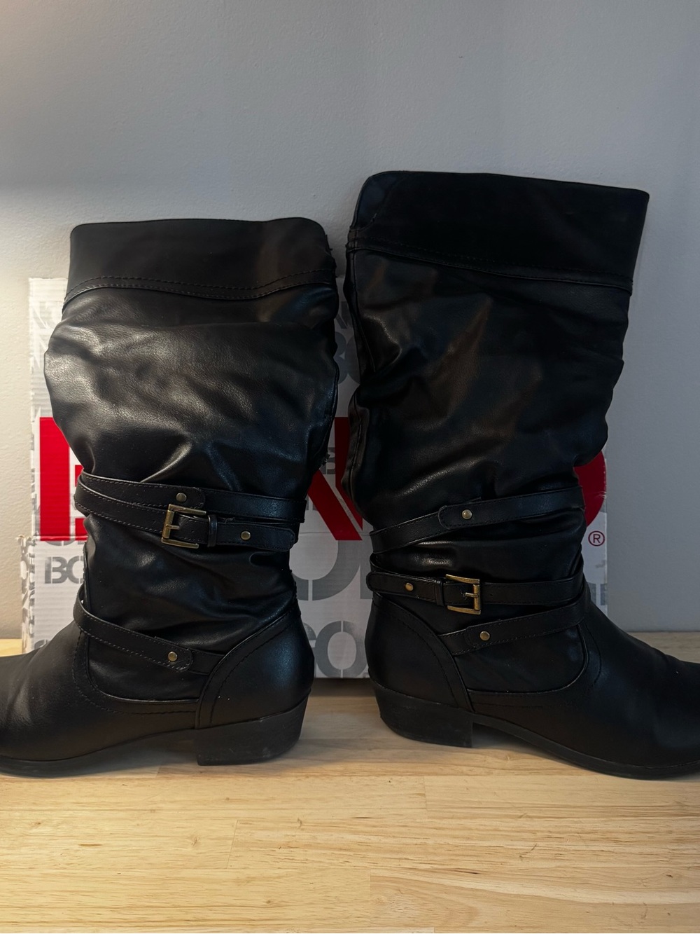 BONGO Black Mid-Calf Buckle Strap Boots